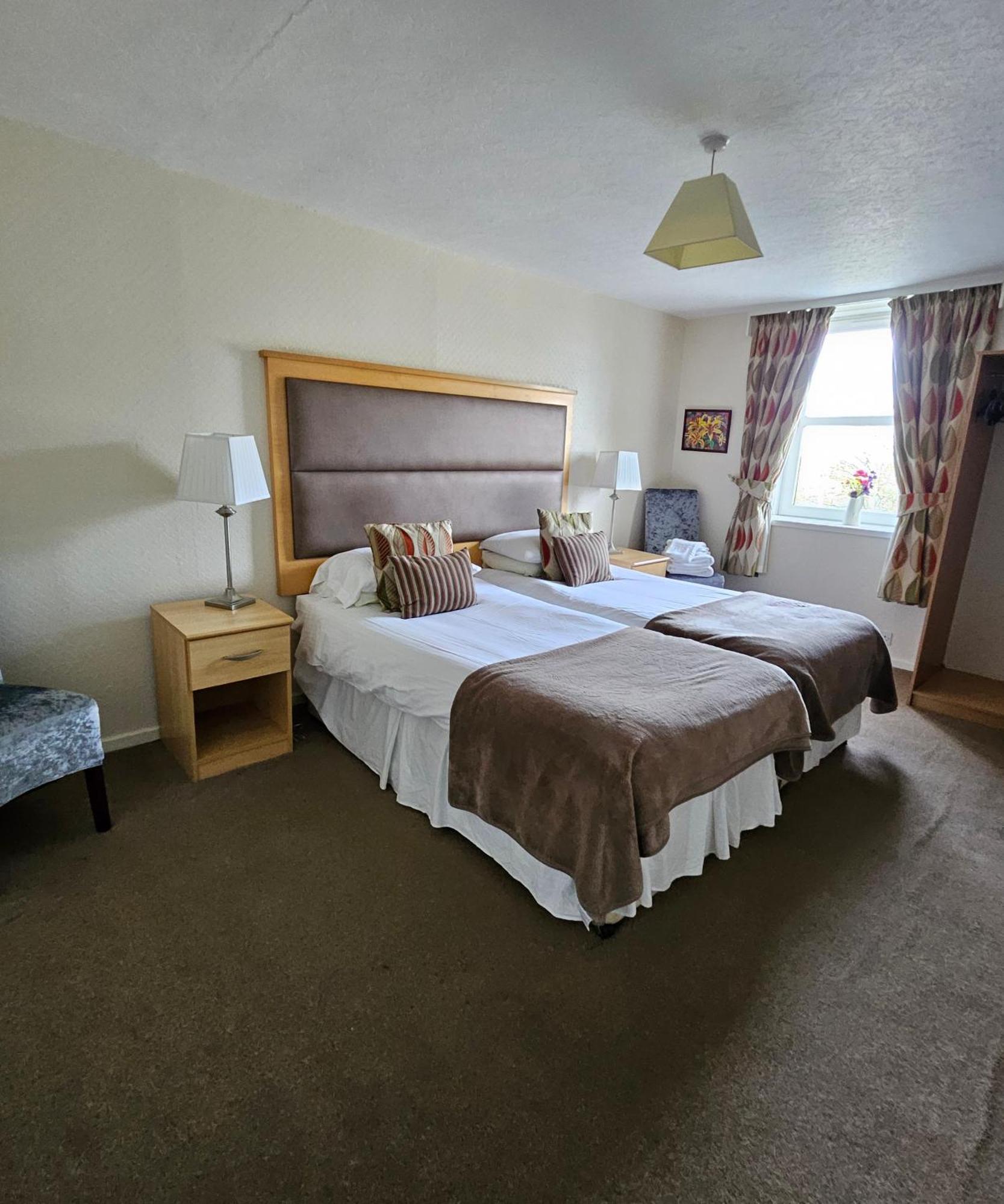 Station Hotel Portsoy Eksteriør billede
