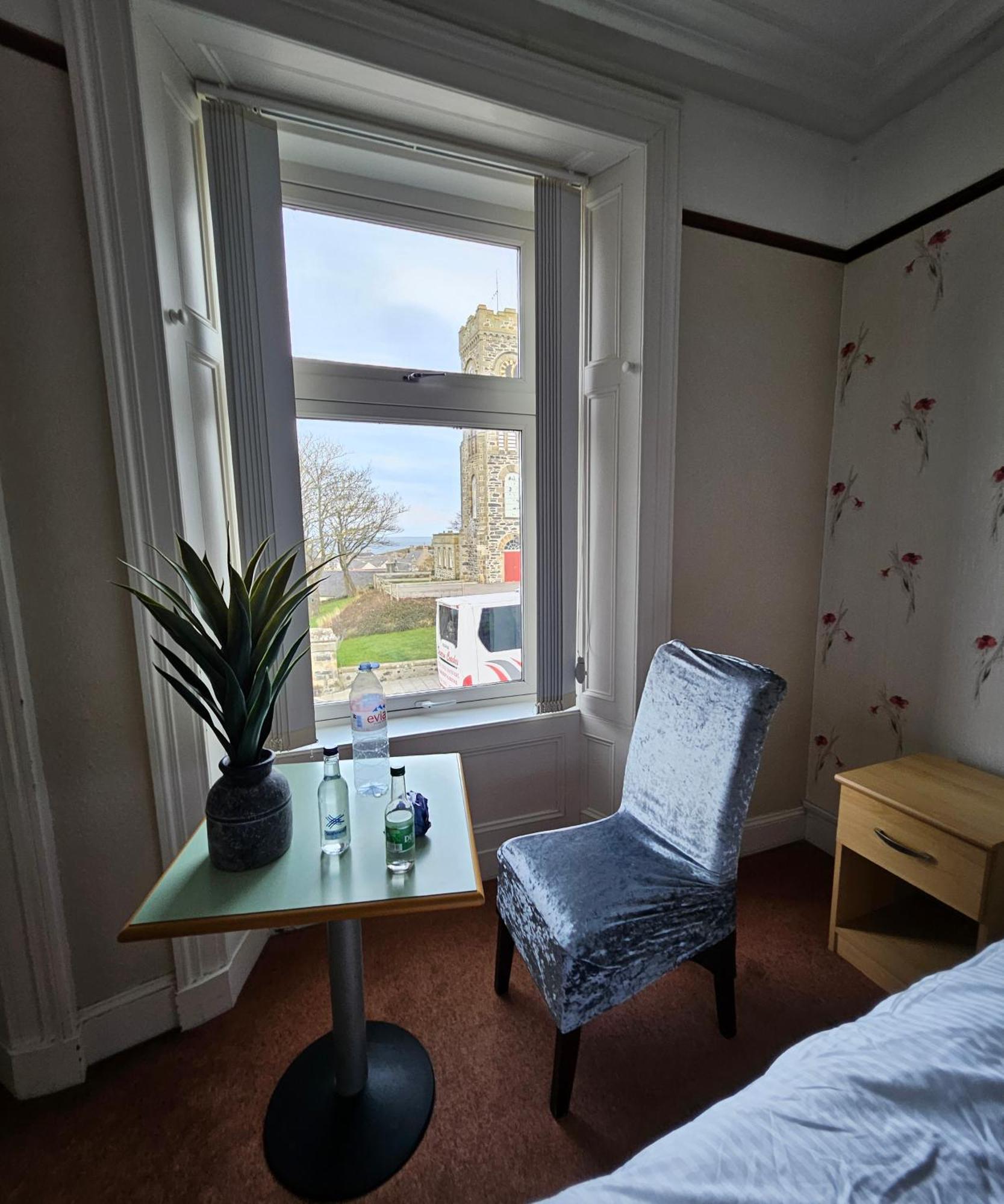 Station Hotel Portsoy Eksteriør billede