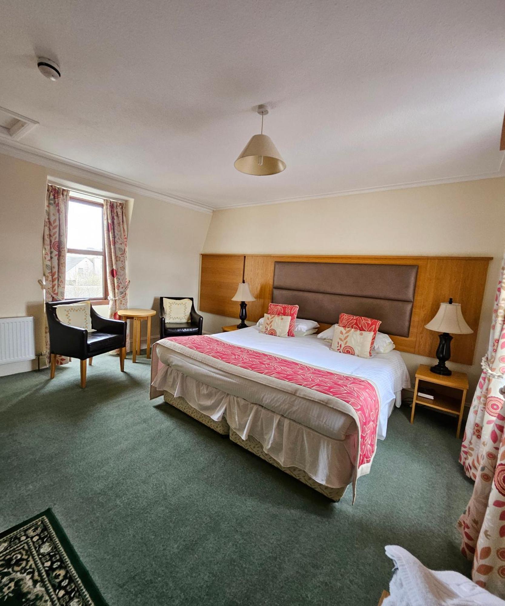 Station Hotel Portsoy Eksteriør billede