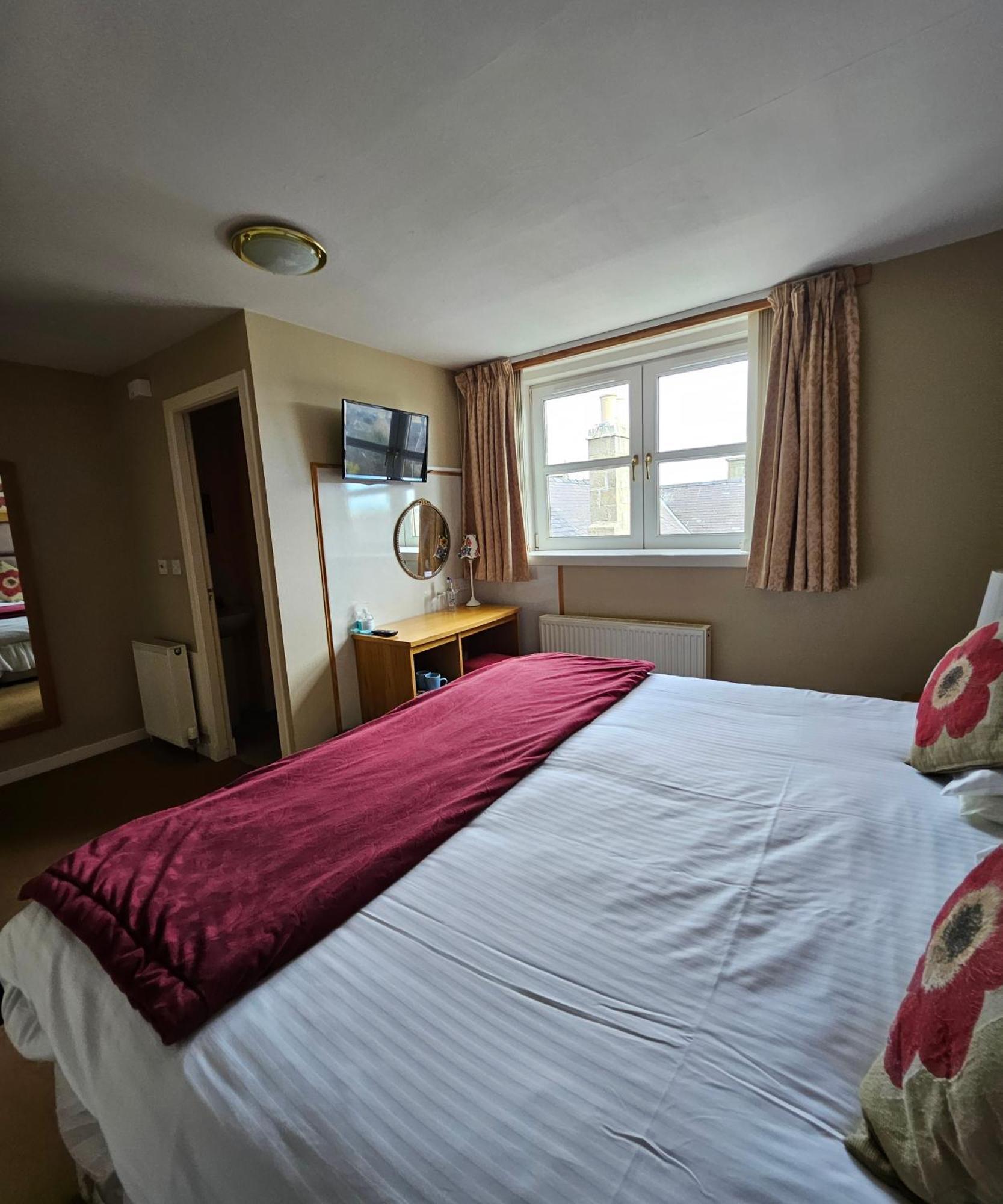 Station Hotel Portsoy Eksteriør billede