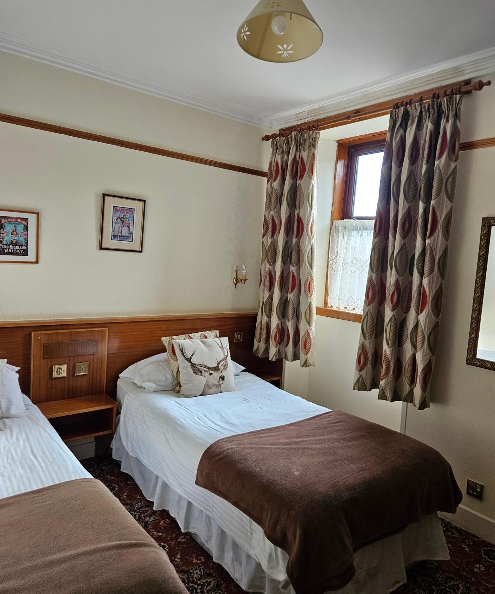 Station Hotel Portsoy Eksteriør billede