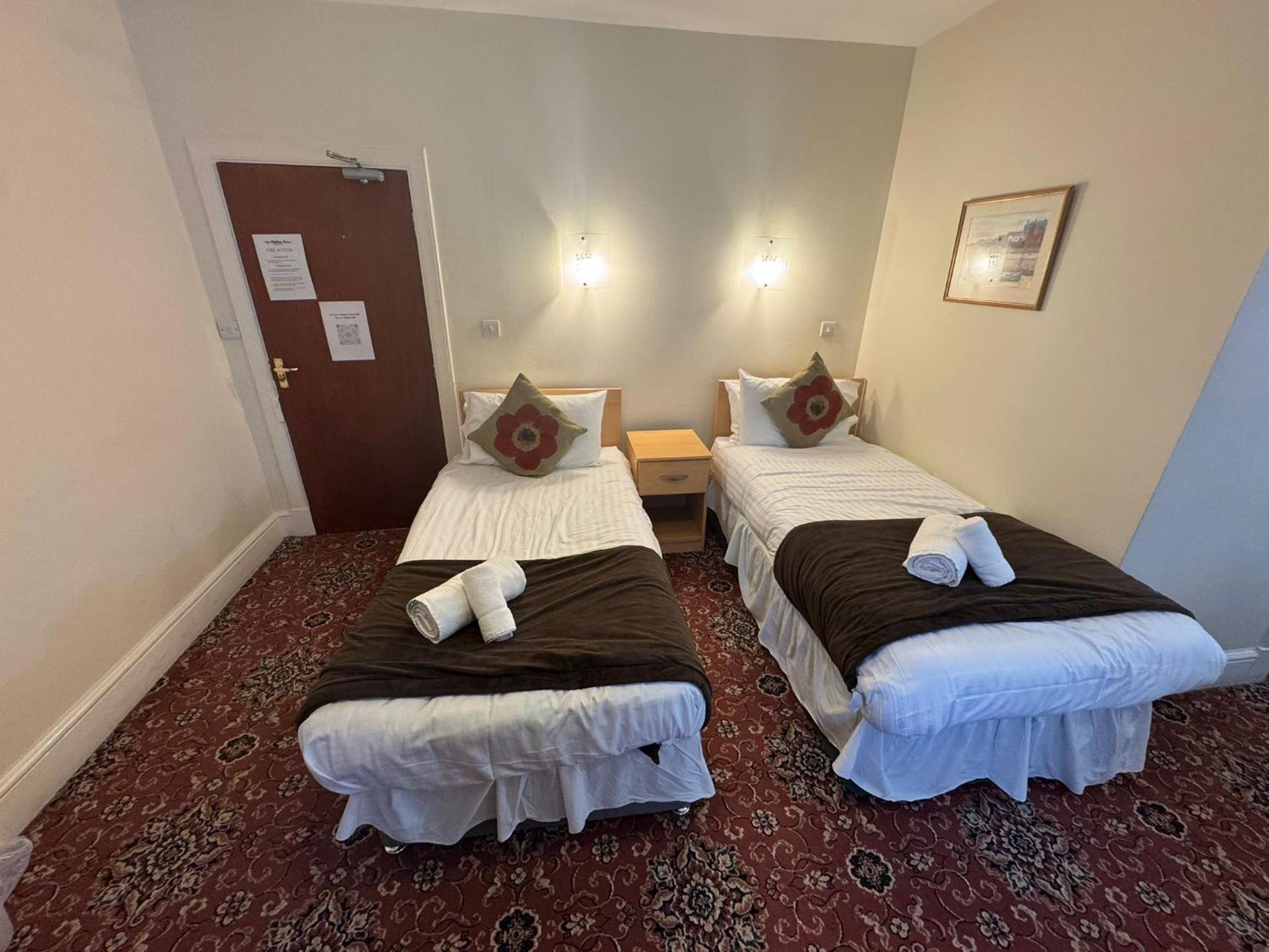 Station Hotel Portsoy Eksteriør billede