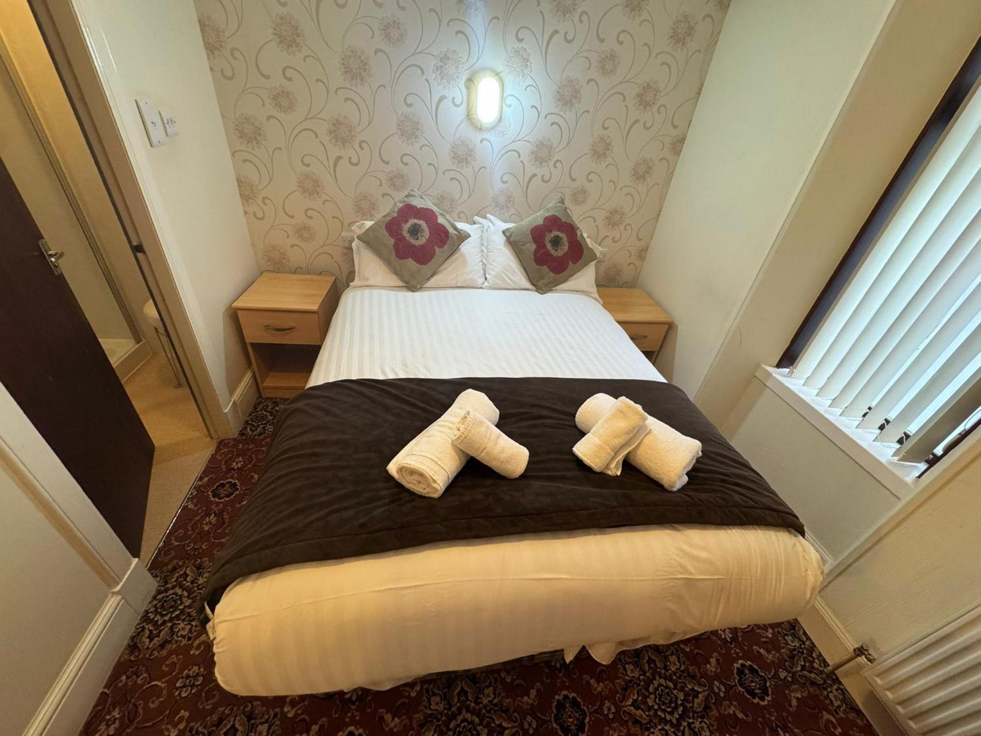 Station Hotel Portsoy Eksteriør billede